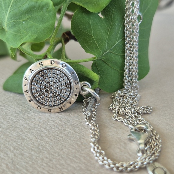 Pandora Signature Silver Circular Pendant Necklace - Picture 6 of 6
